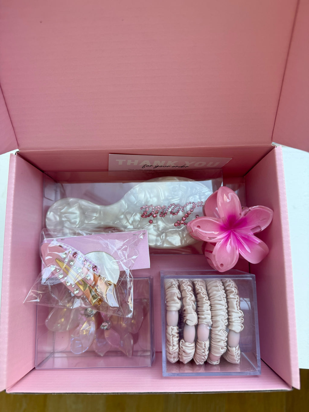 White Hair Accessory Gift Set
