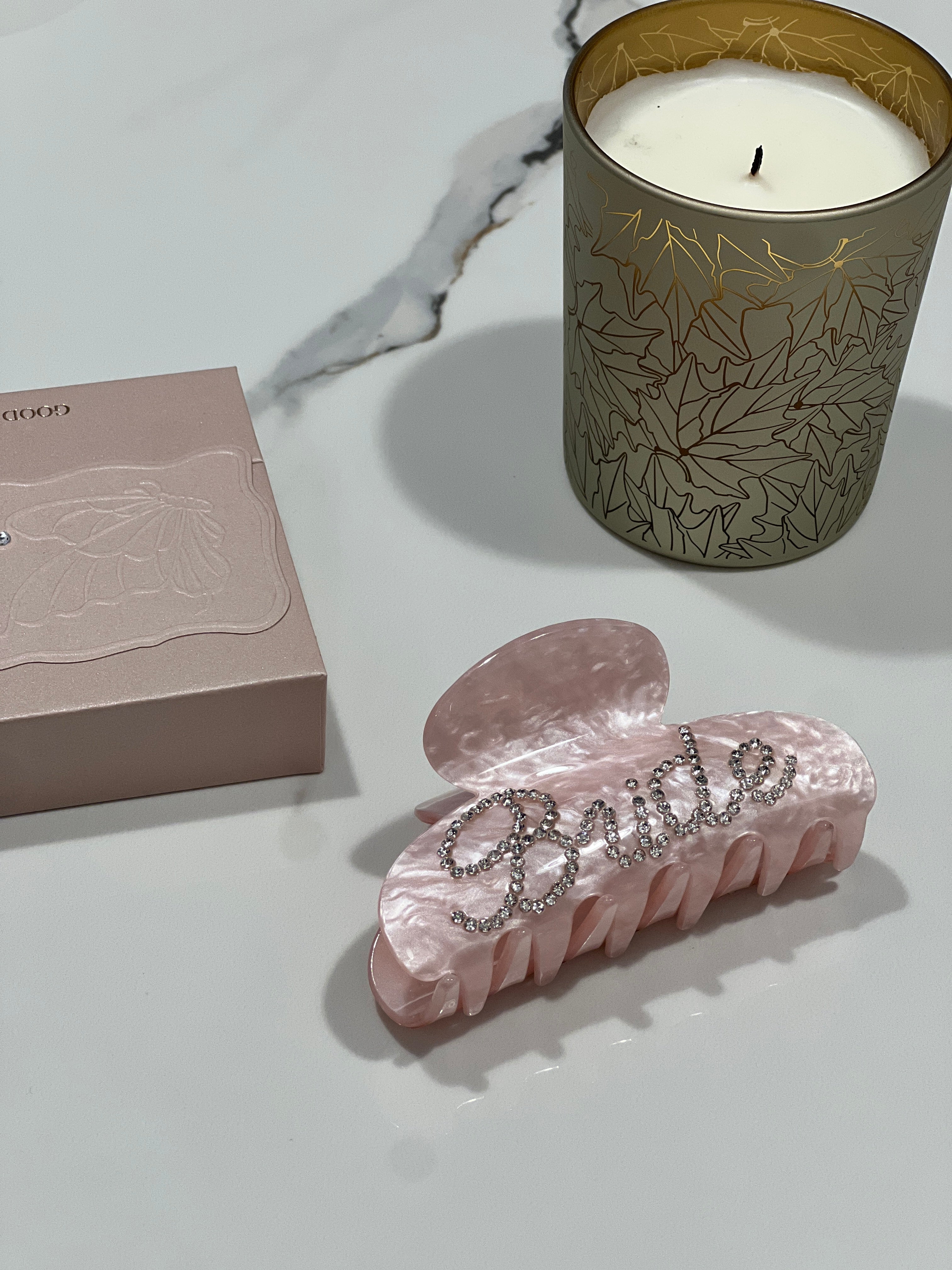 The Blush Signature Clip