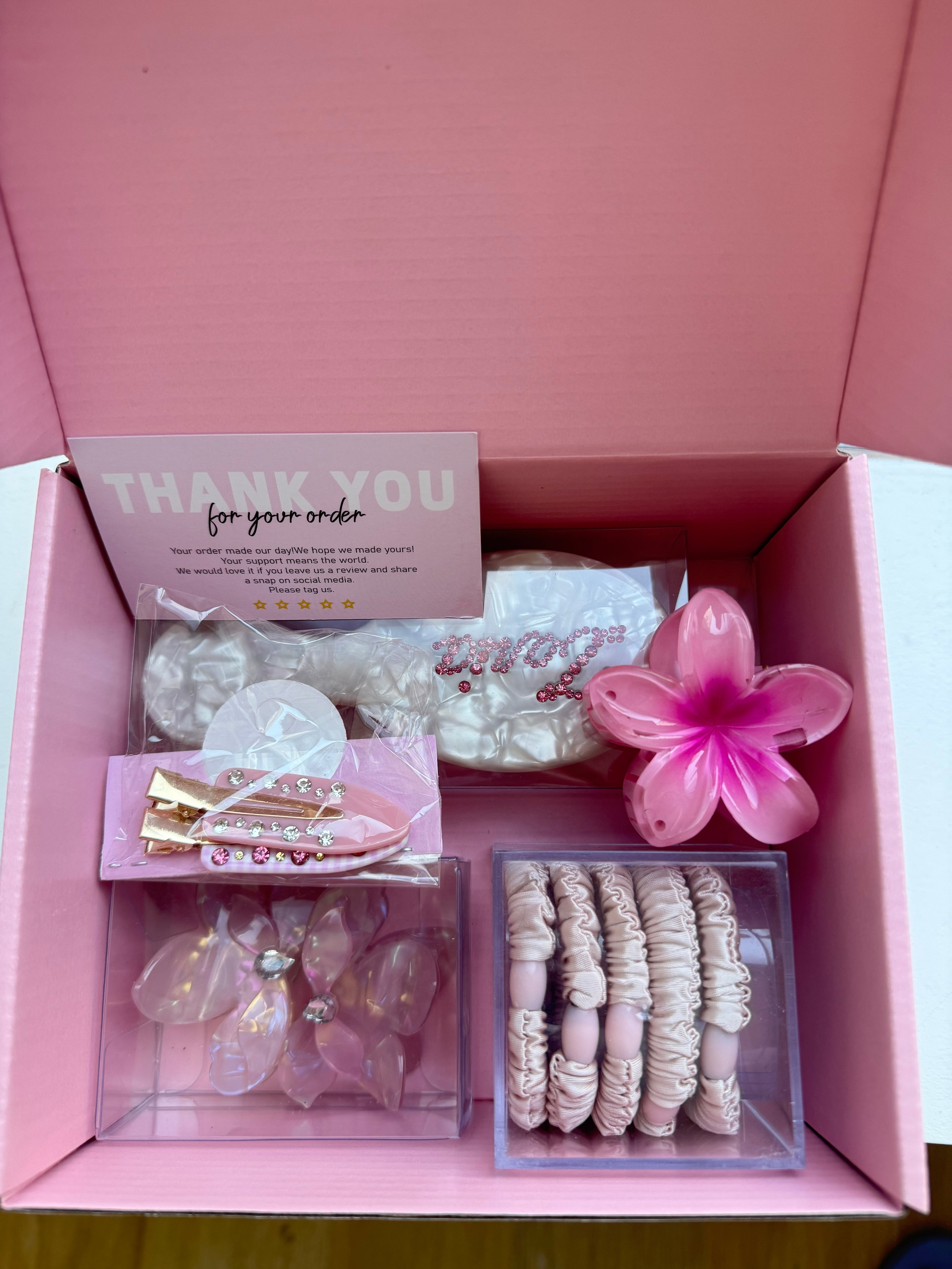 White Hair Accessory Gift Set